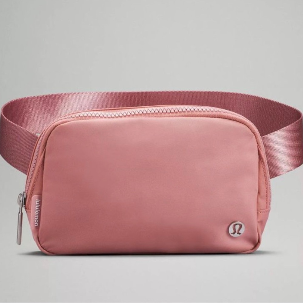 Everywhere Belt Bag